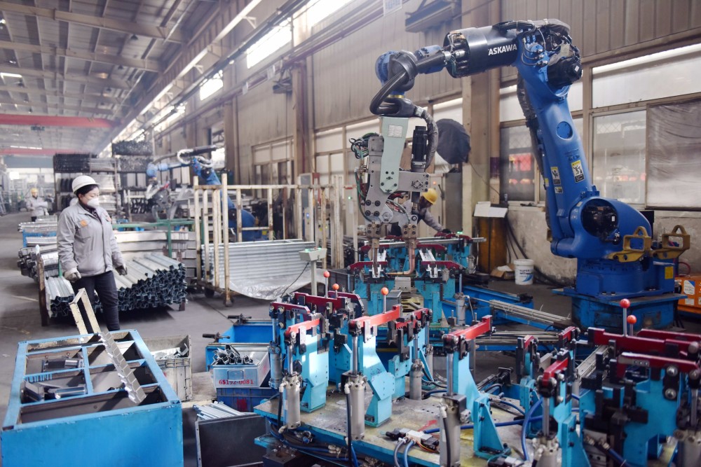 定州市宏遠(yuǎn)機(jī)械加速企業(yè)自動化,智能化裝備的研發(fā)和.